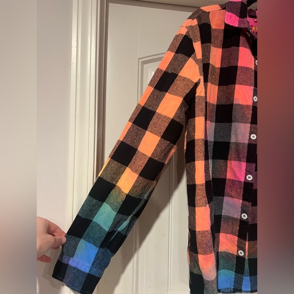 Spread Love tie dye flannel size M - Picture 5 of 8
